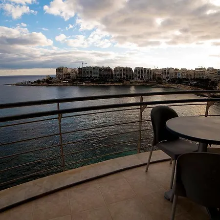 Apartment Dream Space Saint Julian's